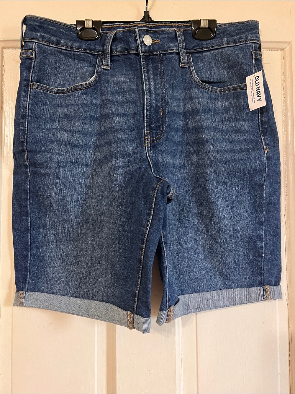 Old Navy Blue Denim Shorts with Contrast Stitching NWT size 12